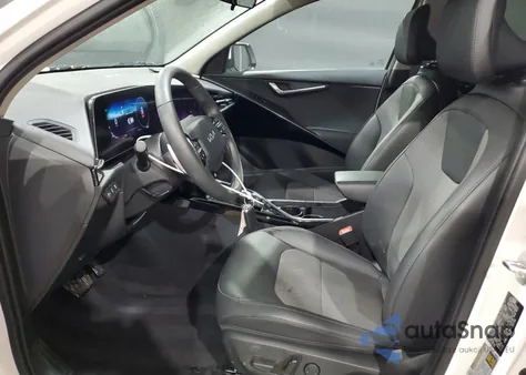 2024 Kia Niro Wind z USA, uszkodzony, nr VIN KNDCR3L19R5121733